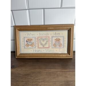 Vintage Figi Graphic art with heart and‎ bears